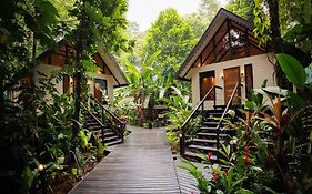 Almonds&Corals Lodge